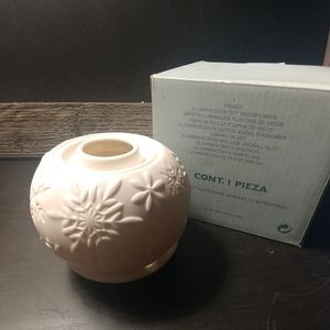 PartyLite Illuminescents Snowflakes Candle Holder